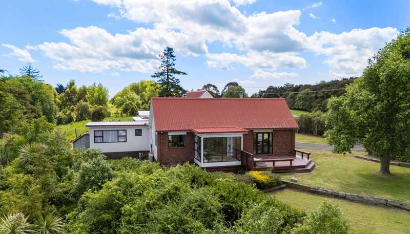 203 Fergusson Road, Halcombe