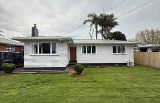 10 Salas Place, Papakura