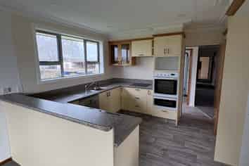76 Miller Road, Outram