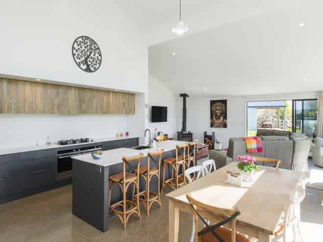 82 Hansen Road, Makauri