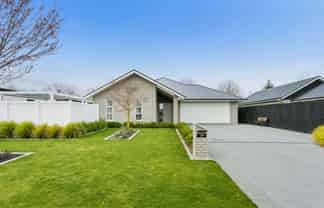 19 Lewis Close, Rangiora