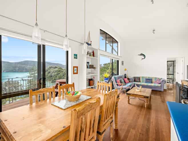 8B Schoolhouse Bay Road, Kawau Island