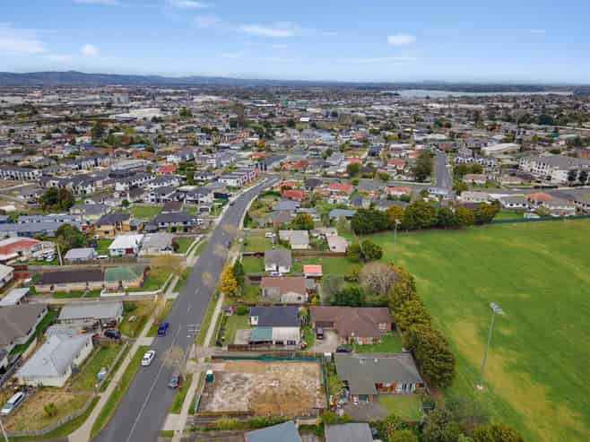 9 Fleming Street, Manurewa East