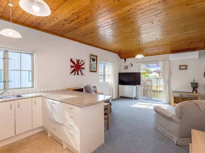 68A Pembroke Street, Carterton