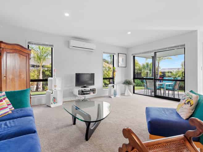 48 Bunyan Road, Coastlands