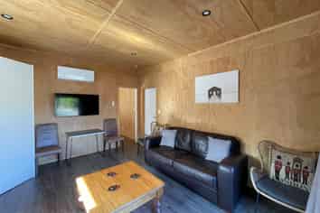  72A Scarlys Way, Okitu