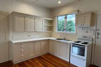 Hawkes Bay - Address withheld