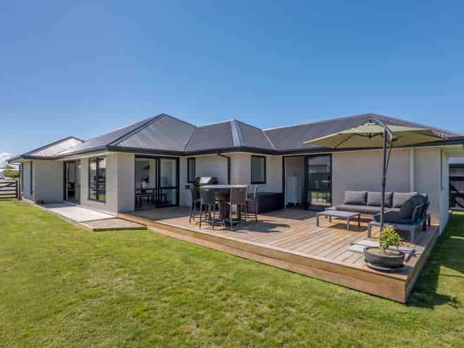26 Cherry Avenue, Darfield