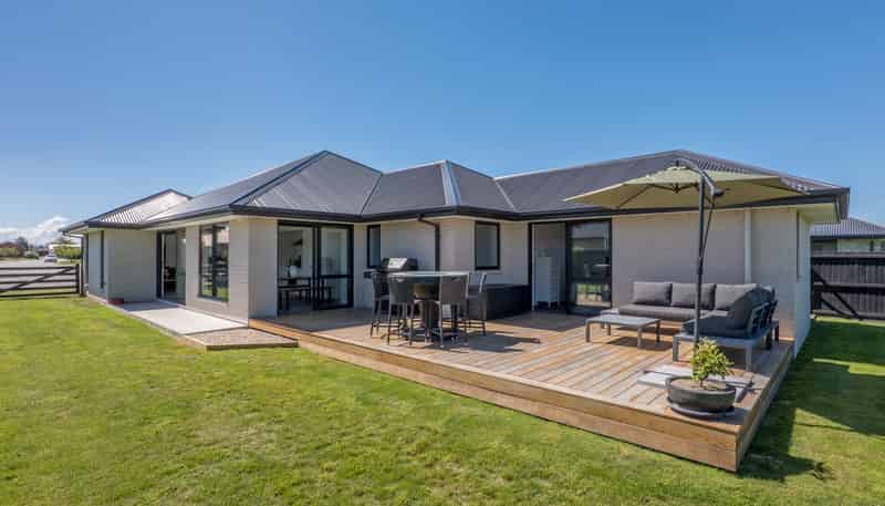 26 Cherry Avenue, Darfield