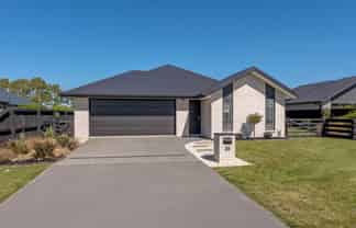 26 Cherry Avenue, Darfield