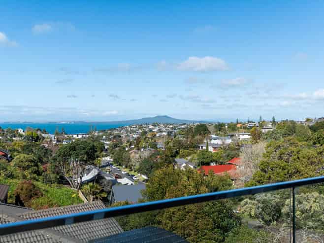 8 Wisteria Way, Mairangi Bay