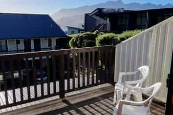 102/139 Fernhill Road, FERNHILL