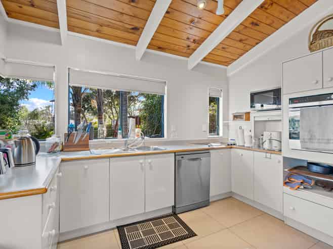 58a Mackesy Road, Parahaki