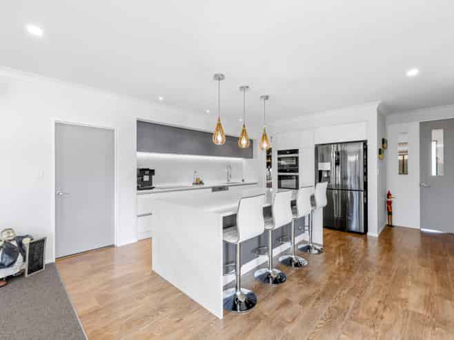 28 Sheridan Drive, ROLLESTON