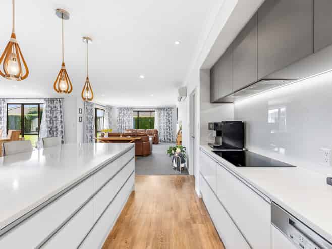 28 Sheridan Drive, ROLLESTON