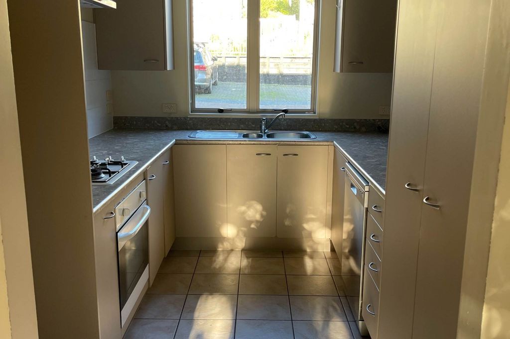Trendy Town House 5