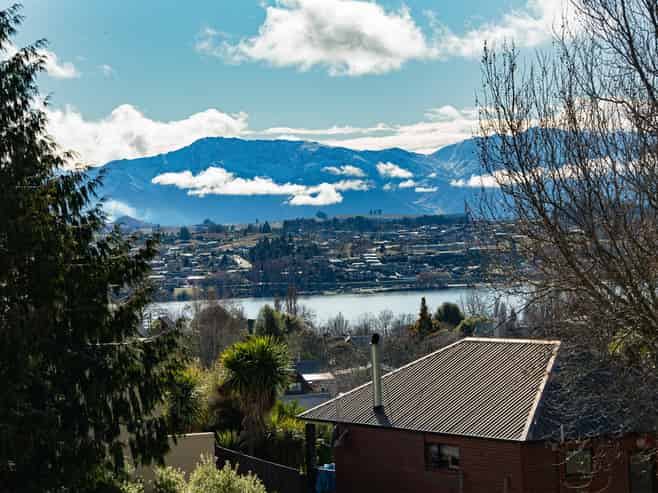 2/179 Wanaka-Mount Aspiring Road, Wanaka