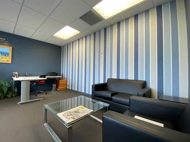 MODERN OFFICE IN THE JOHN BUTLER CENTRE
