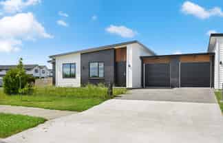 2/47 Waireka Road, Rototuna