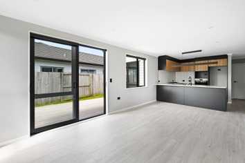 2/47 Waireka Road, Rototuna