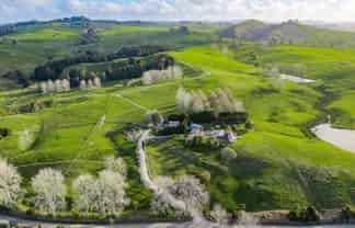 272 Huarau Road, Maungaturoto