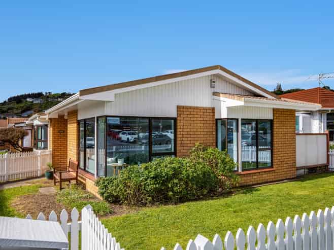 48A Oxford Street, Tawa