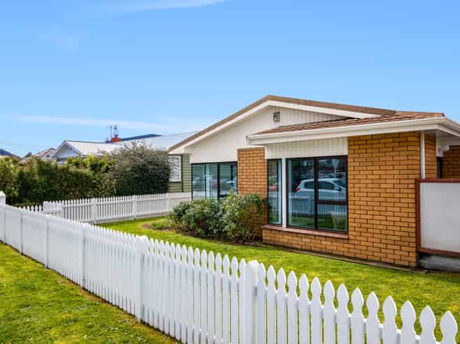 48A Oxford Street, Tawa