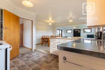 11 Aberdeen Avenue, Takaro