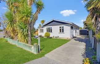 9 Parsonage Road, Woodend