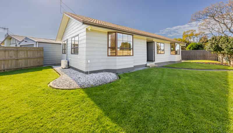 42 Atherfold Crescent, Greenmeadows