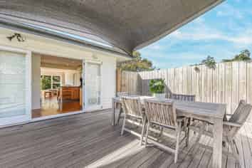 29 Cawthron Crescent, Annesbrook