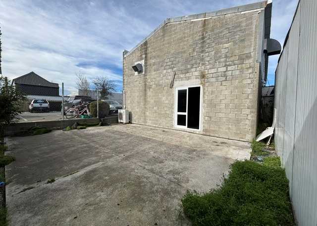 255a Lincoln Road, Addington
