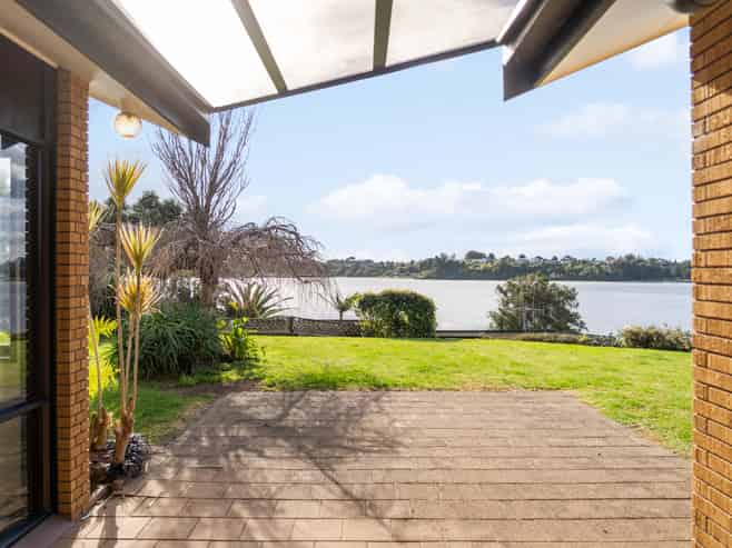 15 Forrester Drive, Welcome Bay