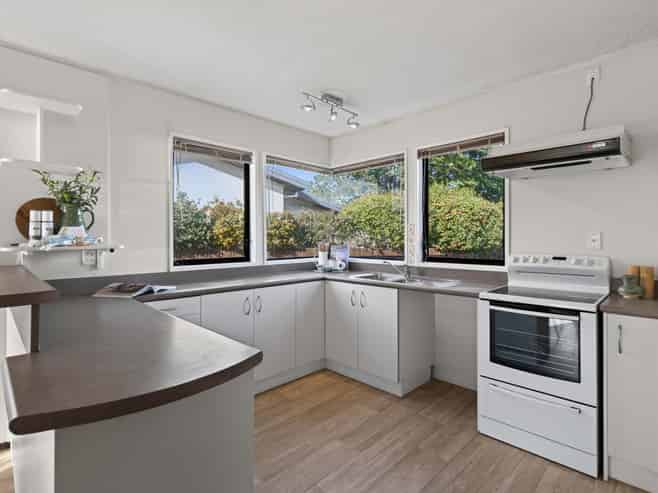 15 Forrester Drive, Welcome Bay