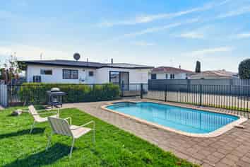 292 Kennedy Road, Onekawa