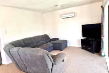 84 Grove Street, Tinwald