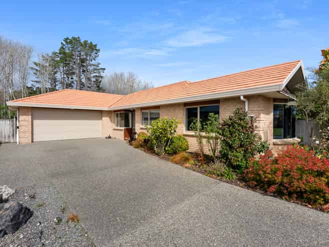 106 Weggery Drive, Waikanae
