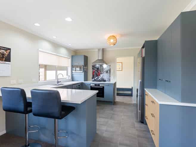 106 Weggery Drive, Waikanae