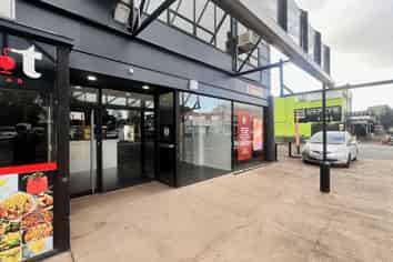 ESTABLISHED SALON IN THE HEART OF MT ALBERT

