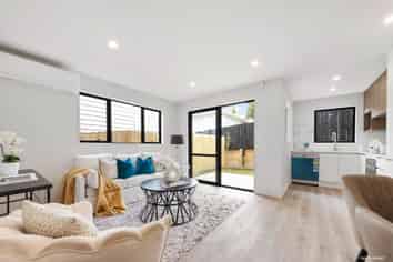 8E Butterworth Drive, Glendene