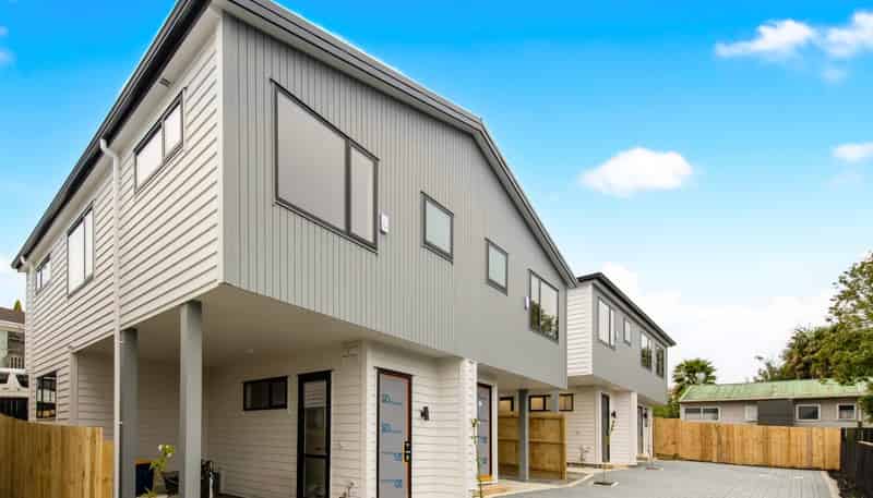 8E Butterworth Drive, Glendene