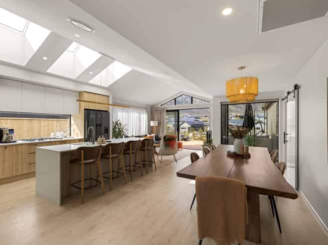 7 Grain Close, Jacks Point