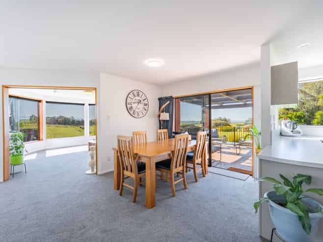 358 Hadlow Road, Hadlow