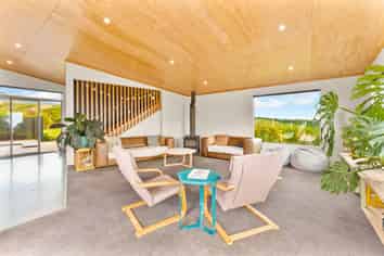 664 Upper Pitone Road, Oakura
