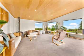 664 Upper Pitone Road, Oakura