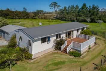 37 Te Pua School Road, Helensville