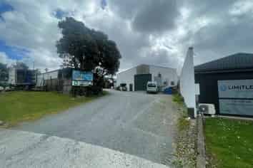 472sqm workshop - Flexible term