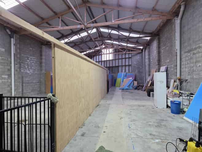 Refurbished workshop, offices and apartment