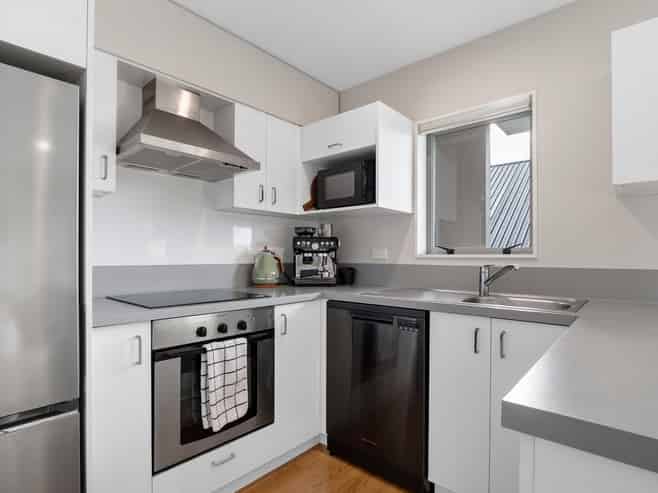 Unit C4/101 Caledonian Road, Saint Albans