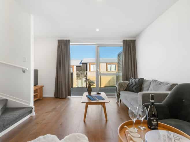 37 Helen Jenepher Lane, Mount Wellington